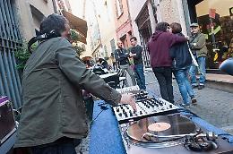 Record Store Day, si balla: la città a tutto volume