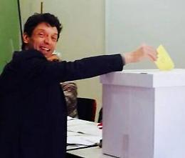 Primarie Pd,  Renzi vince col 76% contro il 24% di Orlando