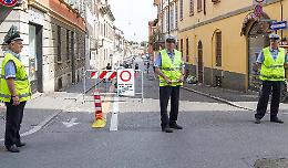 Stretta anti caos in via XI febbraio: azzerata la sosta selvaggia