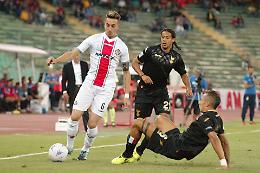Cremonese sconfitta a Bari, decide una rete di Improta