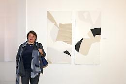 La scultrice Porfidia vince la XIV Biennale