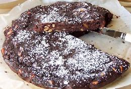LA RICETTA
Torta di pane e cacao