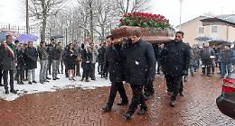 L'abbraccio della liuteria al "miglior maestro del mondo"