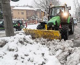 Maltempo, bufera alle spalle. Avanti l'operazione pulizia