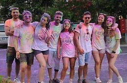 ‘Color Run’ fa il pieno e Rcs Sport denuncia: plagio