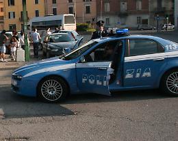 Accerchiano controllore della Km, denunciato un 17enne