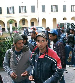 Migranti, 1.202 richiedenti asilo