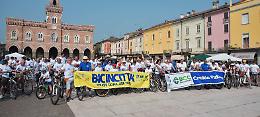 Bicincitt&agrave;, pedalata benefica per 150