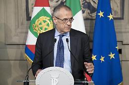 Cottarelli premier incaricato: 'Governo che porti a elezioni'