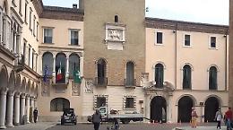 Due papà per i gemellini: "Il prefetto annulli la trascrizione del sindaco"