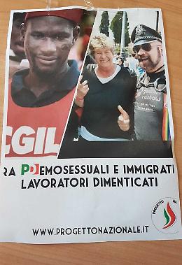 Raid notturno alla Cgil, lasciati volantini a sfondo razzista e omofobo