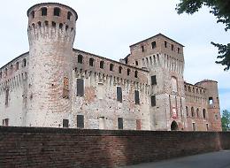 Monticelli, caso Rocca. Vendita saltata, parte la raccolta firme