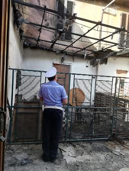FOTO Le immagini dell'incendio in via Bonomelli a Cremona