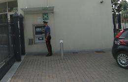 Identificato e denunciato il rapinatore della donna al bancomat