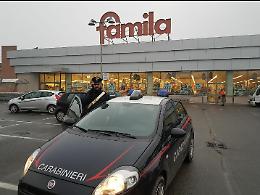 Furto al Famila Maxd, arrestate due 18enni romene