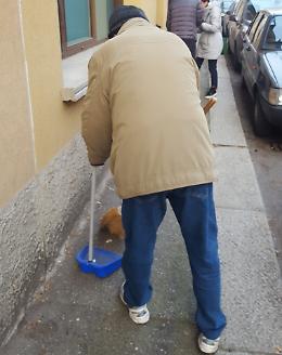 L'esempio del liutaio, il sindaco: "La sua cura sia quella di tutti"