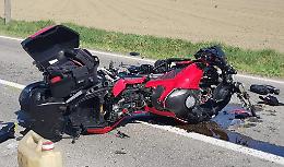 Schianto fra auto e moto, muore il centauro 54enne Favagrossa