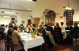 Cena dello chef per gli ospiti della Caritas