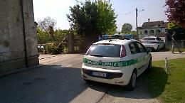 Muore schiacciato dal trattore
