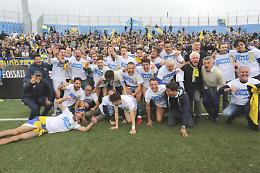 FOTO Modena battuto, esplode la festa: Pergolettese in serie C