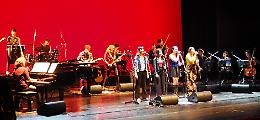 VIDEO Back to school al Ponchielli con Lodo Guenzi
