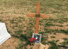 Sulla tomba scacciacani ricordo