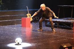 Lo spettacolo di Federico Buffa al Ponchielli