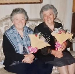 Castelvetro, i 202 anni delle gemelle Tassi. Sorelle da record