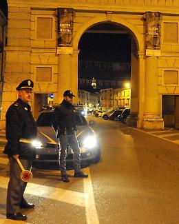 Natale sicuro, poliziotti anche in borghese nelle vie dello shopping