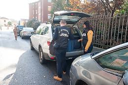 La polizia scientifica a casa dei genitori di Angelo Faliva