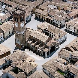 Nel club di Pianure per intercettare turisti