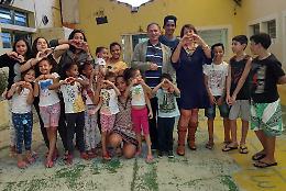 «Pane, libri e medicine per i miei 50 bambini»