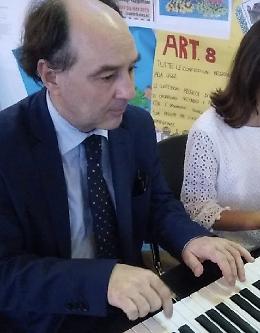 Malore, il professore di musica muore a 53 anni