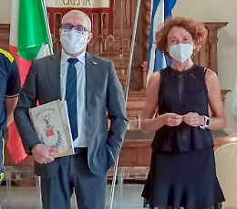 La Brigata «Henry Reeve» lascia Crema, dal sindaco l'ambasciatore cubano