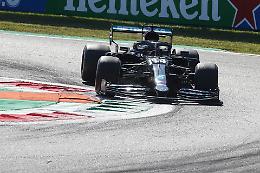 GP di Monza: pole Hamilton, terzo futuro ferrarista Sainz