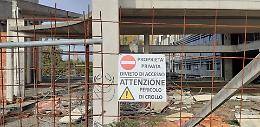 Ex scuola di Cl, «rischio crolli». La recinzione viene rinforzata