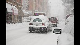 Neve, disagi strade Nord. Ritardi treni 