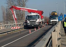 Chiuso il ponte sul Po per due weekend