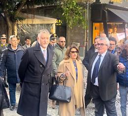 Giuli "Massimo sforzo del governo per il restauro del teatro Sannazaro"