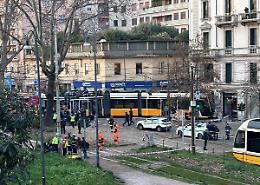 Due vittime e una quarantina di feriti il bilancio del tram deragliato a Milano