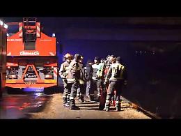 Il video del recupero dell'auto dal Canale Navigabile di Cremona