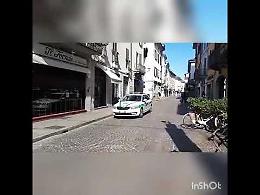 VIDEO Coronavirus, a Crema l'invito della Polizia locale a rimanere in casa