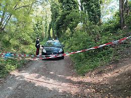 Migliora il 27enne pestato nei campi: caccia ai picchiatori