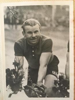 Mito Favalli, muratore ma con la maglia rosa