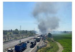 Incidente sulla A1 a Piacenza: morti due camionisti