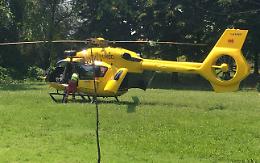 Cade dalla moto da cross, 15enne portato in eliambulanza a Bergamo