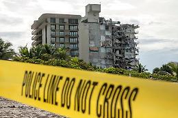 Miami: continua ricerca dei 99 dispersi, tunnel nel garage