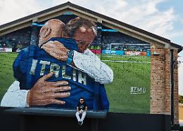 L'abbraccio tra Vialli e Mancio è un'opera d'arte