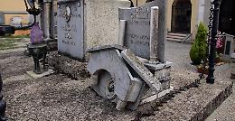 Vandali e ladri fra le tombe ad Agoiolo e Vicobellignano