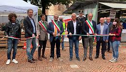 Monticelli d'Ongina, inaugurata la Fiera dell’aglio all’insegna della “ripartenza”